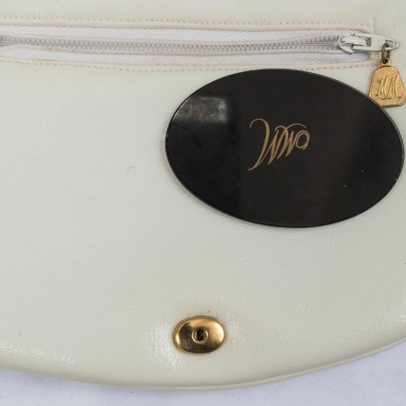 Vintage White Vinyl Clutch Handbag Clasp Elaine - Picture 7 of 7